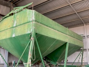 Vennings 14ft Grouper with Hobbs Hoist