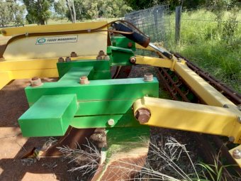 Yusof Mohammed 5 Tyne Deep Ripper with Crumple Roller