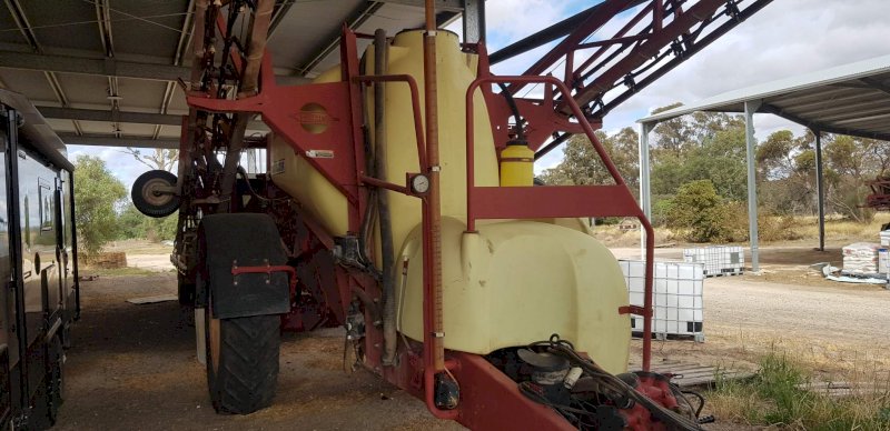 2008 Hardi 5030 Boom Spray