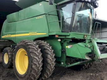 John Deere 9860STS Header