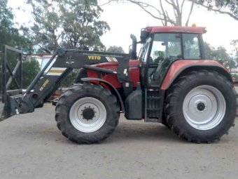 Case IH CVX 170 with FEL