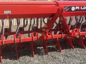 Field Master Seed Drill