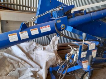 Brandt 852 SP Auger