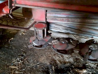 New Holland  H7230 Mower Conditioner