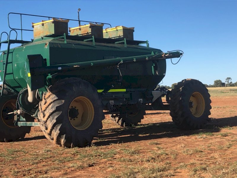 Simplicity 16000 lt Air cart