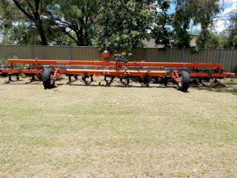 Scorpion 12 mt Root cutter