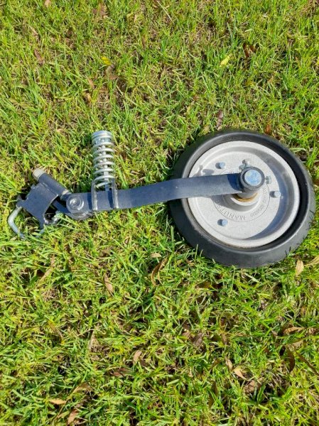 17 x Manutec Press Wheels