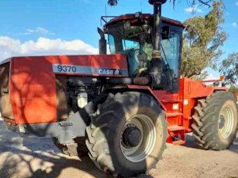 Case IH 9370 Tractor