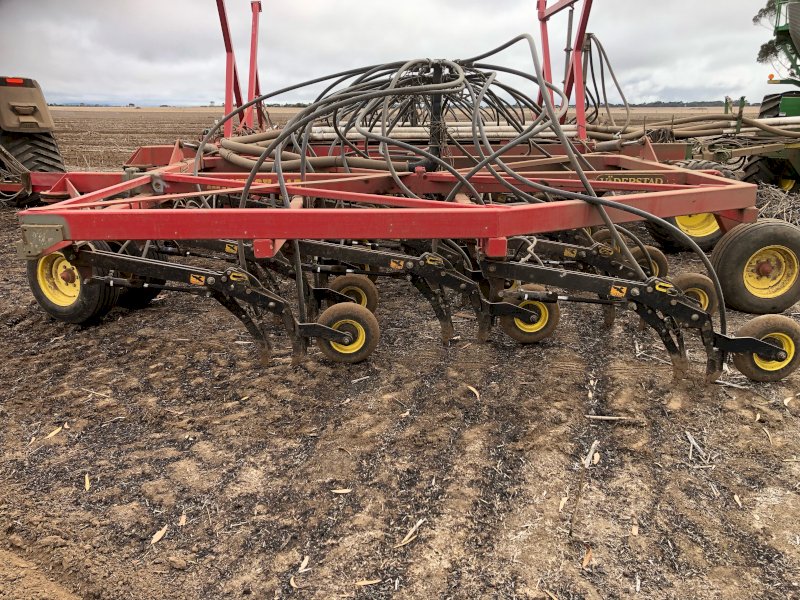 2019 Vaderstad Seed Hawk 915 Seeder