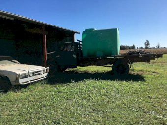 1969/70 International C 1600 Body Truck with Water Tank