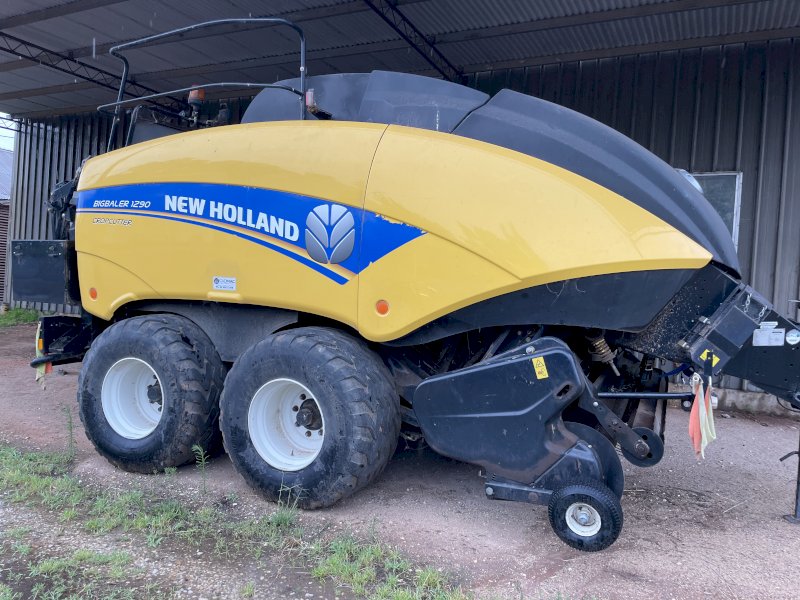 New Holland 1290  Crop Cutter  8x4x3 Baler