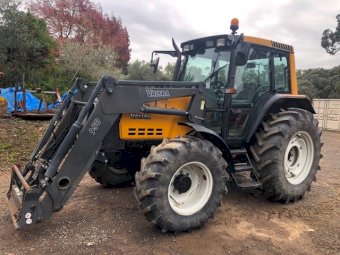 Valtra 6550HI 105 HP Tractor & Loader