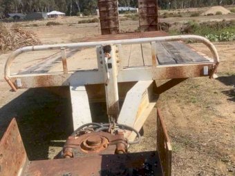 Beavertail Trailer with Ramps