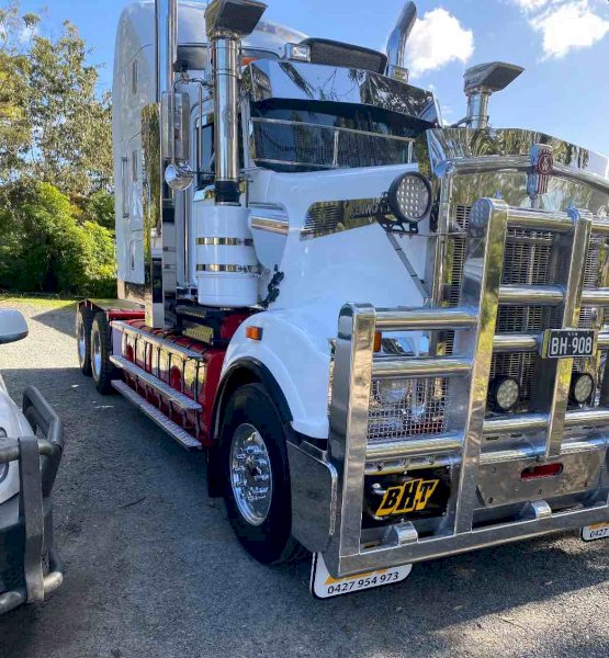Under Auction - (A191) 2010 Kenworth T908 Prime Mover 