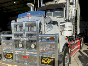 Under Auction - (A191) 2010 Kenworth T908 Prime Mover 
