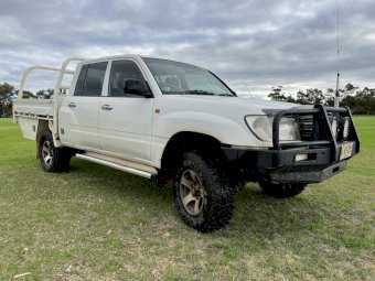 2002 Toyota Landcruiser 105 Series Dual Cab Ute