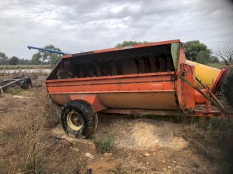 Howard Rotary Muck Spreader