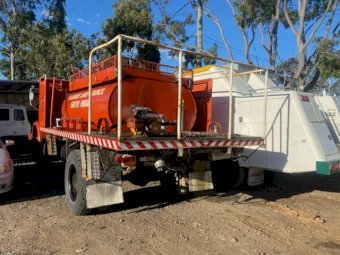 Bedford M1120 4x4 Fire Truck with water tank &amp; water pump  (Ex Fire Truck)