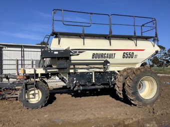 2006 Borgault 6550 ST Air Cart