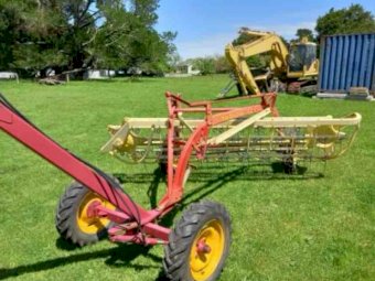 New Holland NH56 Rake
