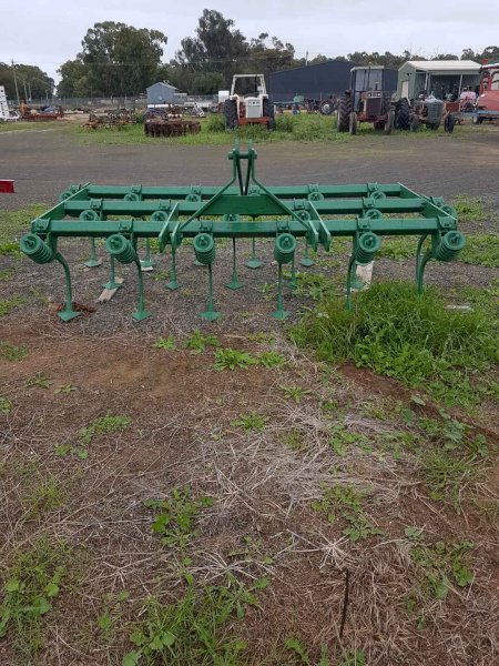 John Shearer 18 tyne Scarifier