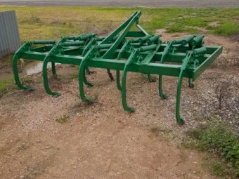 John Shearer 13 tyne Chisel Plough