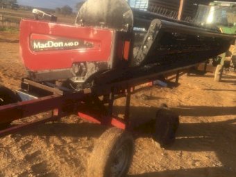 2009 MacDon A40-D 18ft Mower Conditioner with Trailer