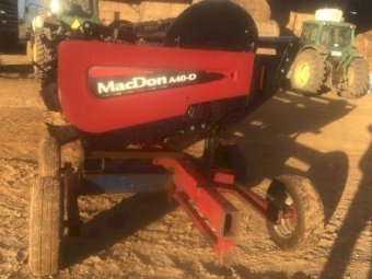 2009 MacDon A40-D 18ft Mower Conditioner with Trailer