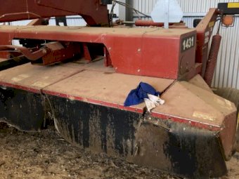 2010 New Holland 1431 Mower Conditioner