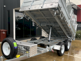 12x7 Hydraulic 3 Way Flat Top Tipper Trailer ATM 3.5 t With Ramp Hot Dip Galvanised & Cage