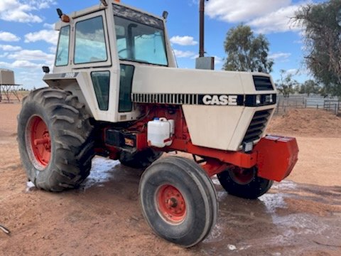 Case 2090 Tractor