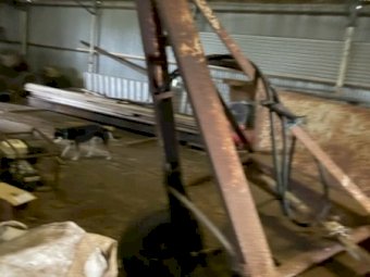 Crump Fertiliser Spreader