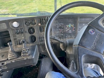 1995 SCANIA 113M Prime Mover