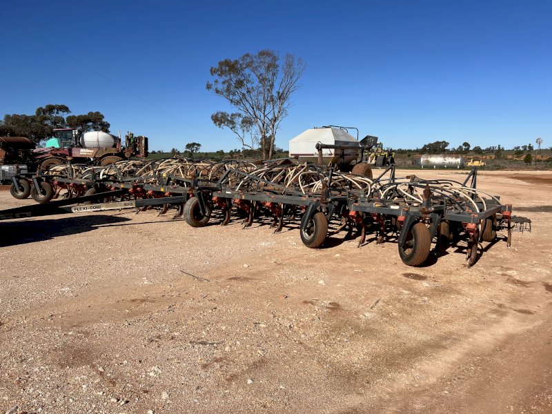 58ft Flexicoil 820 Airseeder Bar