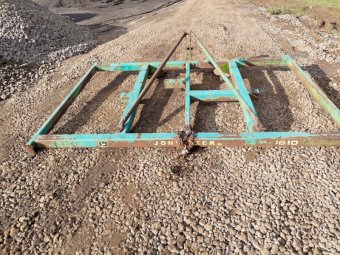 7 John Deere chisel plough tine's