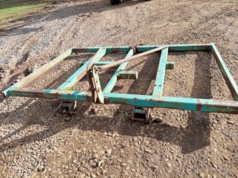 7 John Deere chisel plough tine's