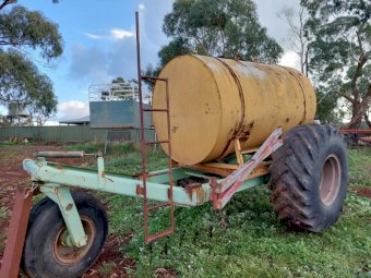 Water Tank on Trailer
