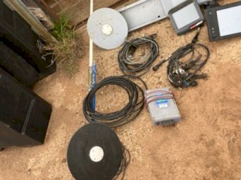 AutoFarm GPS and Base Station