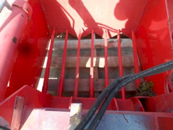 McHale 2m SIlage Block Cutter