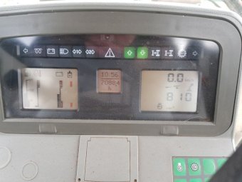 Fendt 818 Vario Tractor Loader