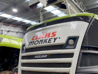 2018 CLAAS JAGUAR 950 Forage Harvester  With Grass Front.