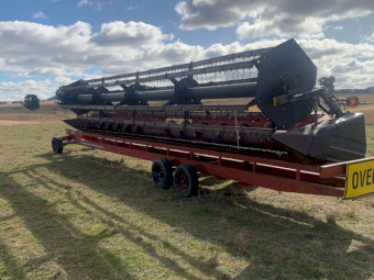 30ft Case IH 1010 Front