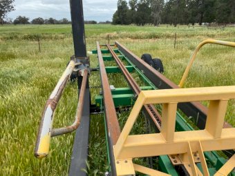 Under Auction - (A190) Formica 6 Round Bale Accumulator