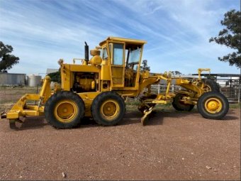 Under Auction - (A190) Galion 118 Grader 