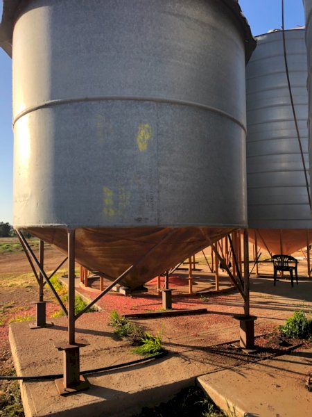 Approx. 10MT Silo