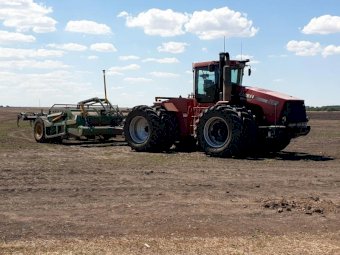2009 CASE IH 535 Steiger and 4.2mt JN&R Laser Bucket