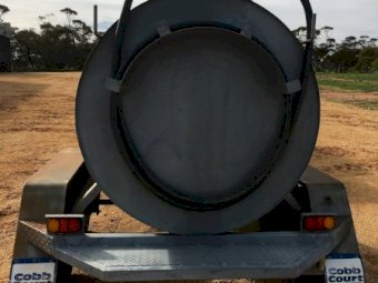 Cobb Court 2200L Fuel Trailer