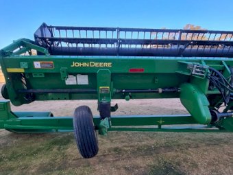 John Deere 936D 36ft Draper Front