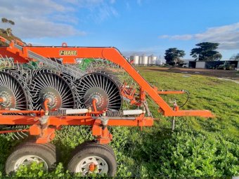 2016 Schinckel 16 reel with wind shields