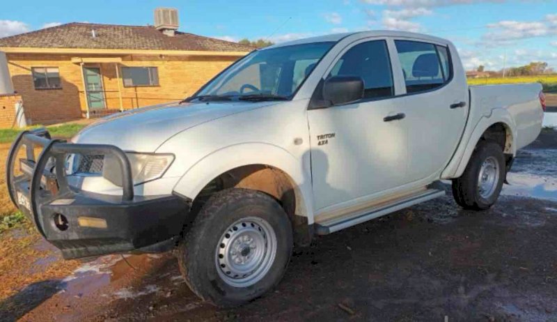 2012 Mitsubishi GLX Triton 4x4 Ute